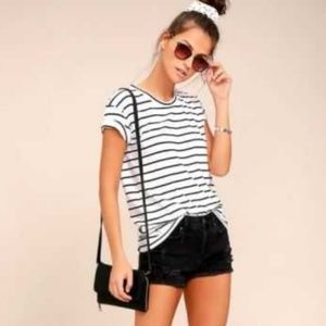 💋H&M DIVIDED black & white striped tee
